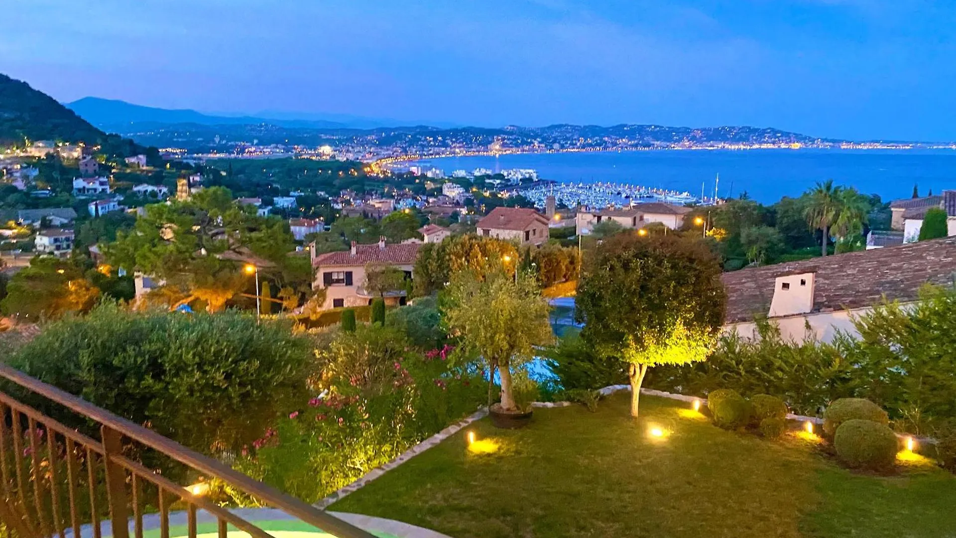 Riviera Living Villa Mandelieu-la-Napoule France